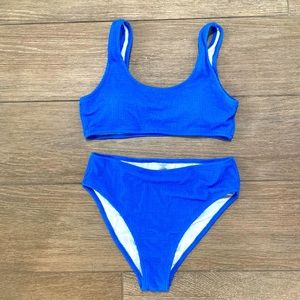 Beautiful blue color bikini, excellent condition